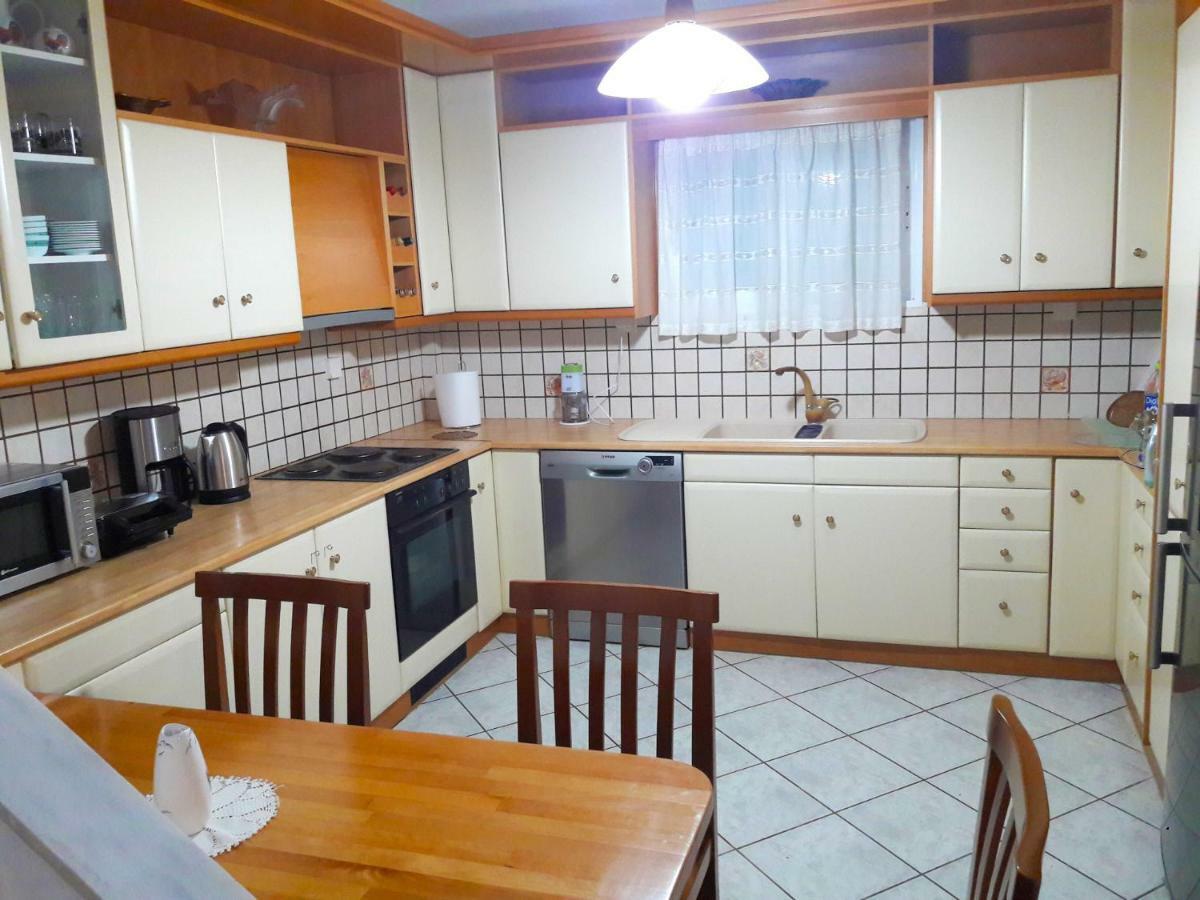 Elafonisos: Two Storey House On The Sea Front Екстер'єр фото
